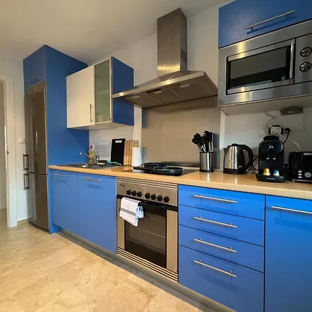 Oasis Cala Alta New 120qm Free Parking, Pool, 2 Bath, 3bdr, Wi-fi, Air-condit Apartment Benidorm
