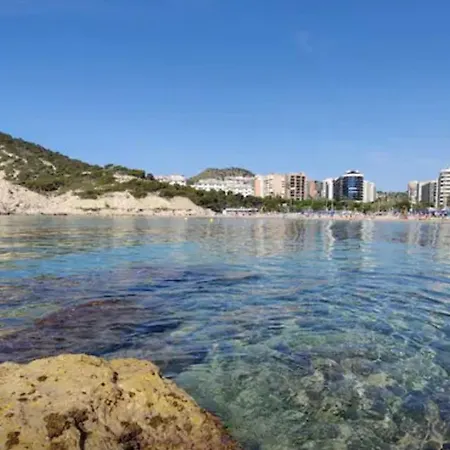 Apartment Oasis Cala Alta New 120qm Free Parking, Pool, 2 Bath, 3bdr, Wi-fi, Air-condit Benidorm