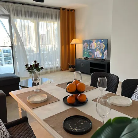 Oasis Cala Alta New 120qm Free Parking, Pool, 2 Bath, 3bdr, Wi-fi, Air-condit Apartment *
