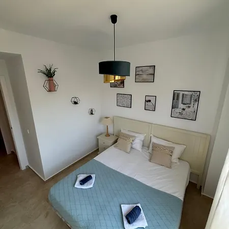 Apartment Oasis Cala Alta New 120qm Free Parking, Pool, 2 Bath, 3bdr, Wi-fi, Air-condit Benidorm