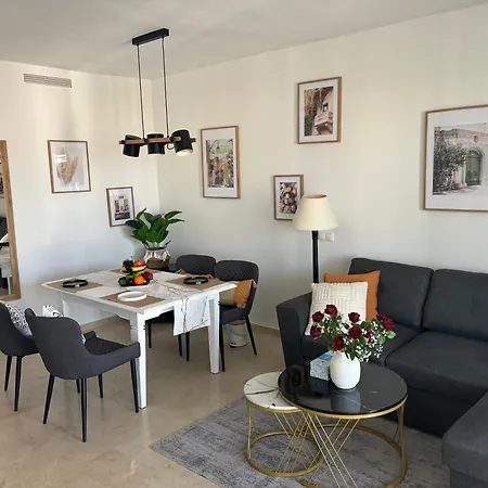 Oasis Cala Alta New 120qm Free Parking, Pool, 2 Bath, 3bdr, Wi-fi, Air-condit Apartment *