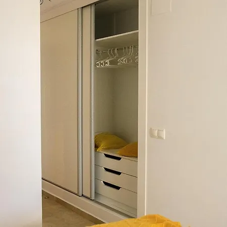 Oasis Cala Alta New 120qm Free Parking, Pool, 2 Bath, 3bdr, Wi-fi, Air-condit Appartement