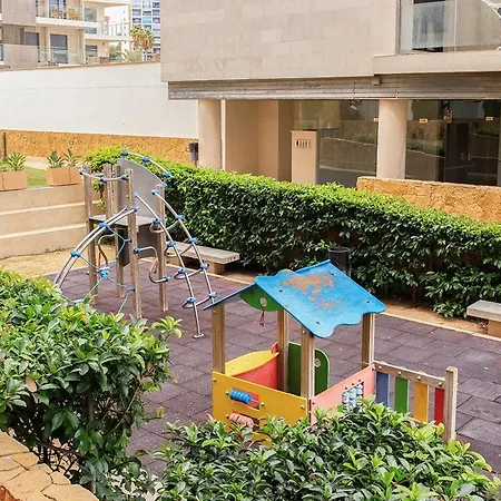 Oasis Cala Alta New 120qm Free Parking, Pool, 2 Bath, 3bdr, Wi-fi, Air-condit בנידורם