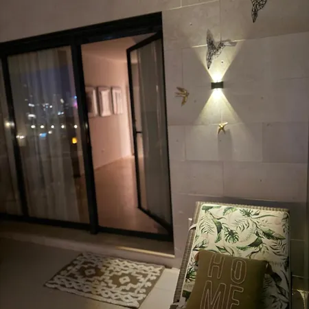 דירה Oasis Cala Alta New 120qm Free Parking, Pool, 2 Bath, 3bdr, Wi-fi, Air-condit בנידורם