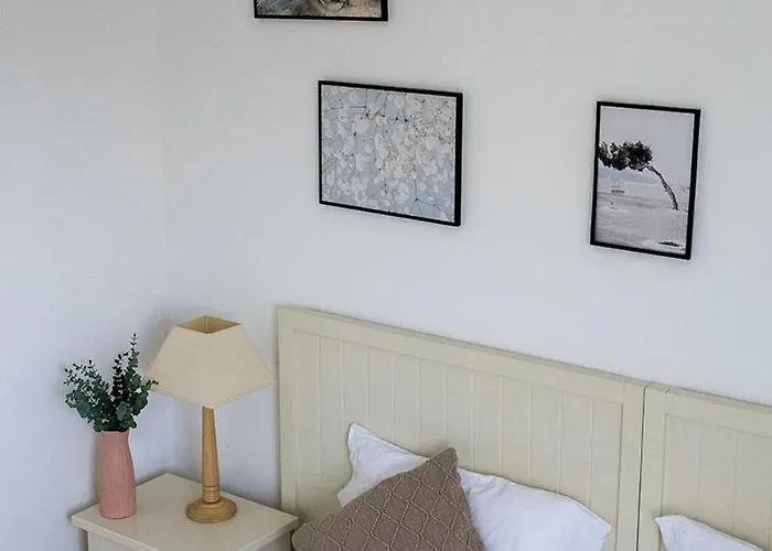 Oasis Cala Alta New 120qm Free Parking, Pool, 2 Bath, 3bdr, Wi-fi, Air-condit *